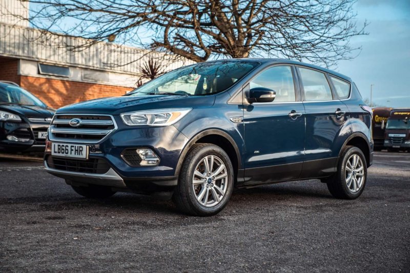 FORD KUGA