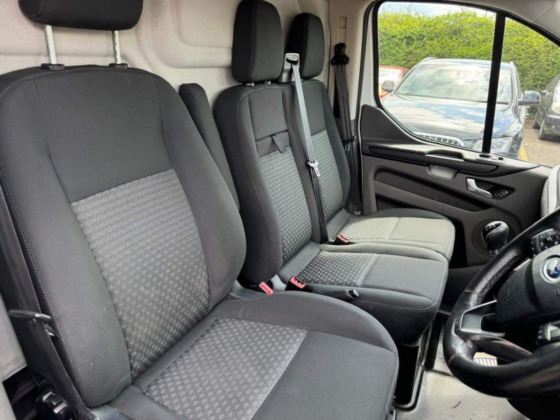 FORD TRANSIT CUSTOM