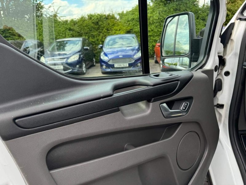 FORD TRANSIT CUSTOM
