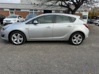 VAUXHALL ASTRA