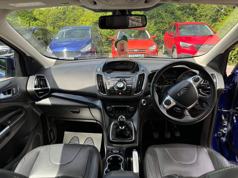 FORD KUGA