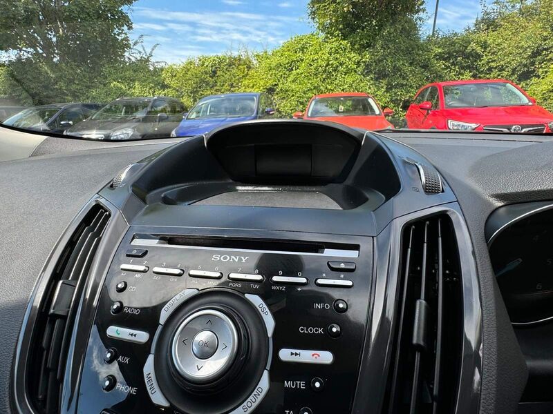FORD KUGA
