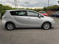 TOYOTA VERSO