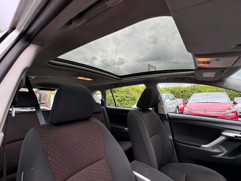 TOYOTA VERSO