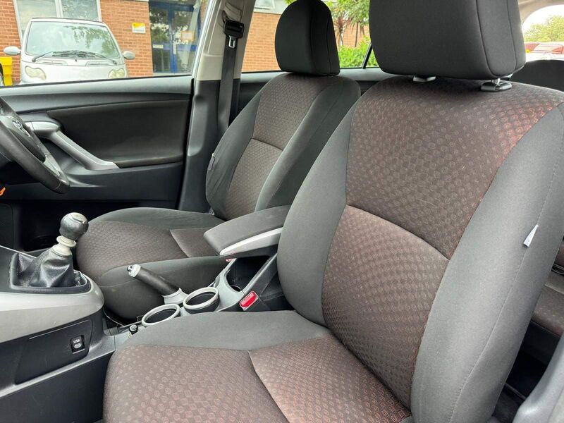 TOYOTA VERSO