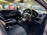 MAZDA MAZDA5