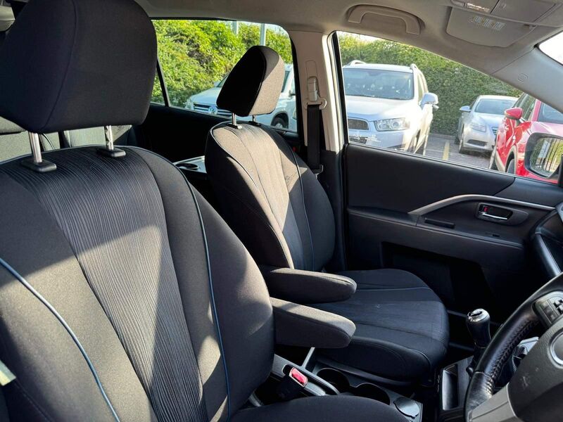 MAZDA MAZDA5