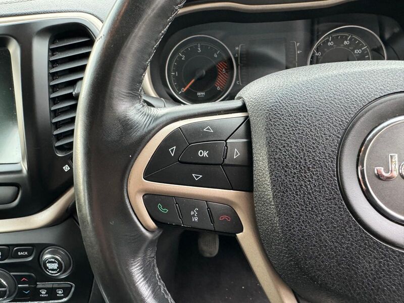 JEEP CHEROKEE