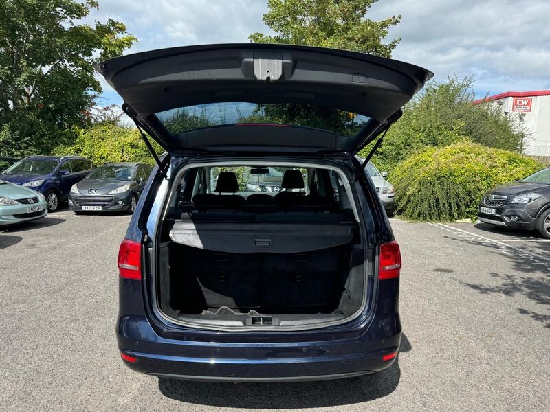 VOLKSWAGEN SHARAN