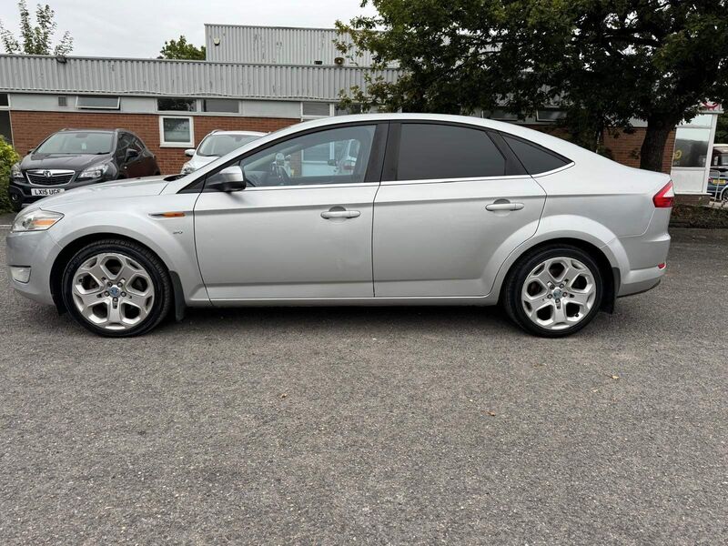 FORD MONDEO