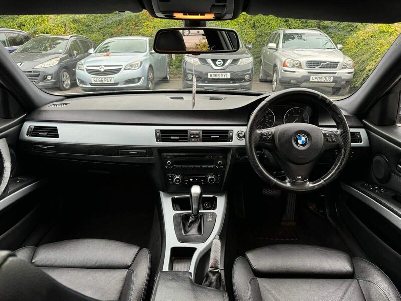 BMW 3 SERIES