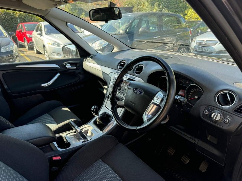 FORD S-MAX