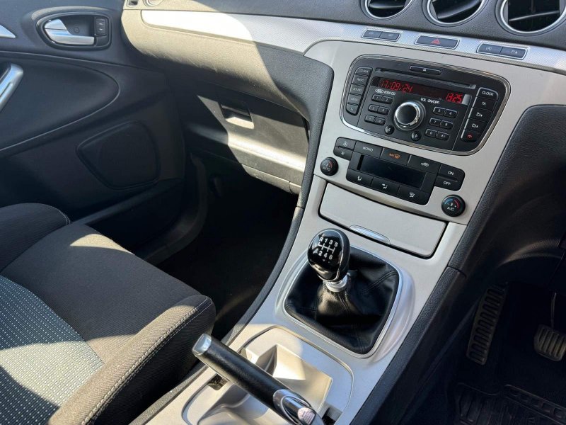 FORD S-MAX
