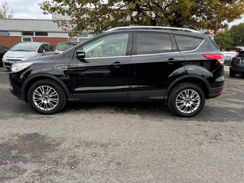 FORD KUGA
