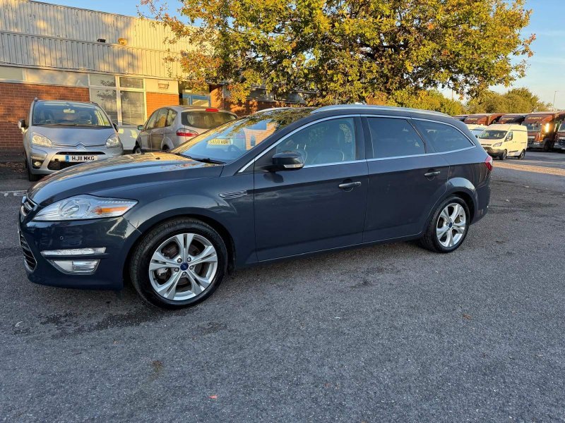 FORD MONDEO