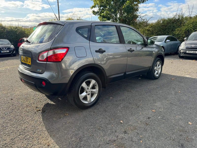 NISSAN QASHQAI