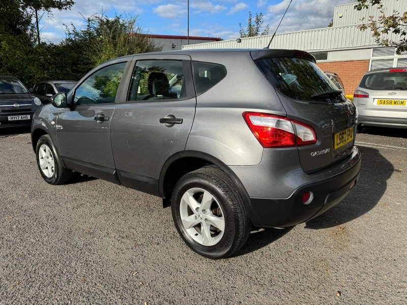 NISSAN QASHQAI