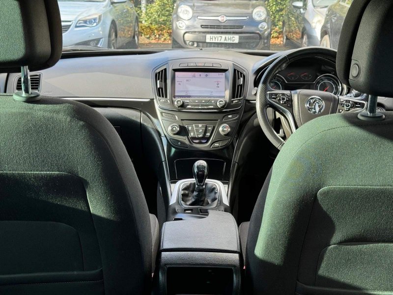 VAUXHALL INSIGNIA