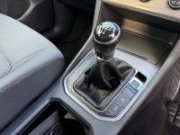 VOLKSWAGEN GOLF SV