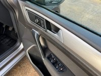 VOLKSWAGEN GOLF SV