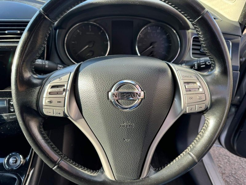 NISSAN PULSAR