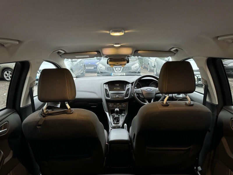 FORD FOCUS