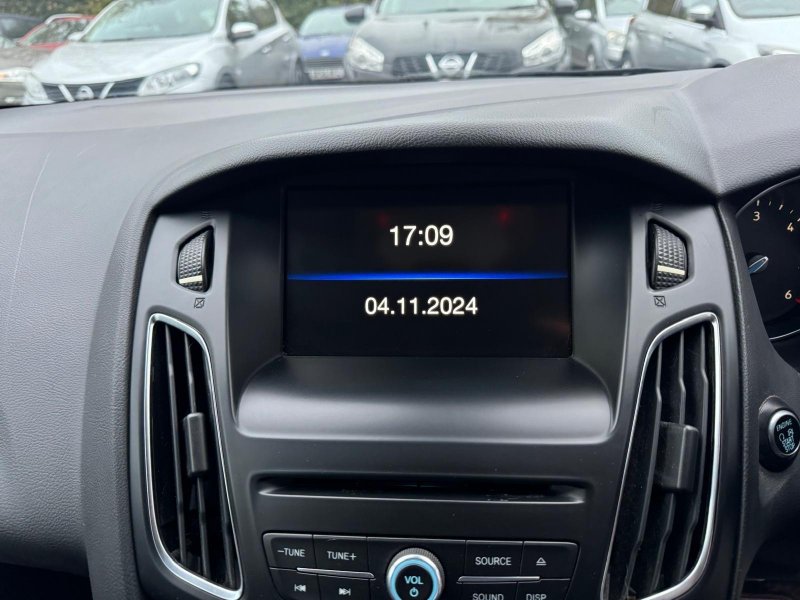 FORD FOCUS