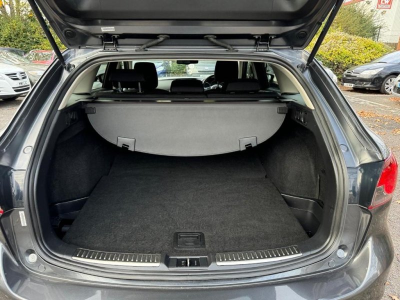 MAZDA MAZDA6
