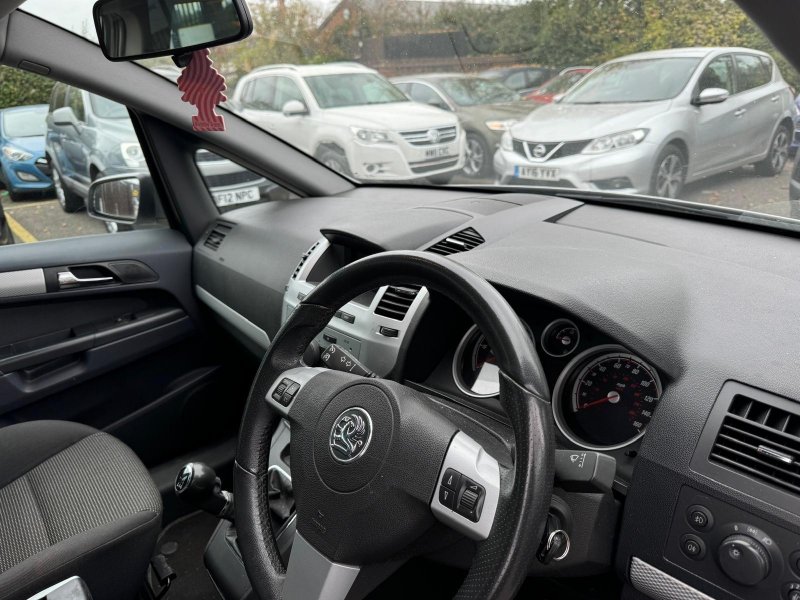 VAUXHALL ZAFIRA