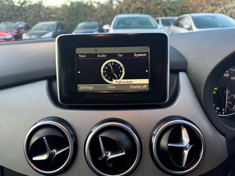 MERCEDES-BENZ B CLASS
