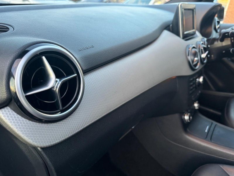 MERCEDES-BENZ B CLASS