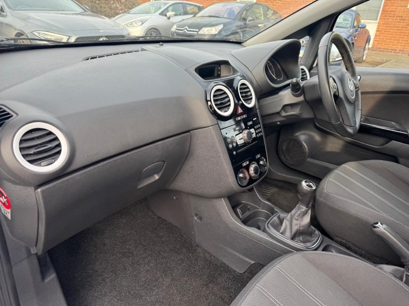 VAUXHALL CORSA