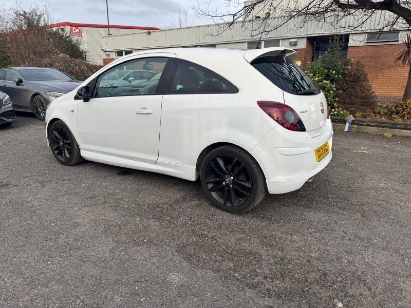 VAUXHALL CORSA