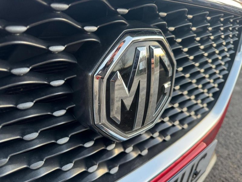 MG ZS