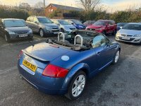 AUDI TT