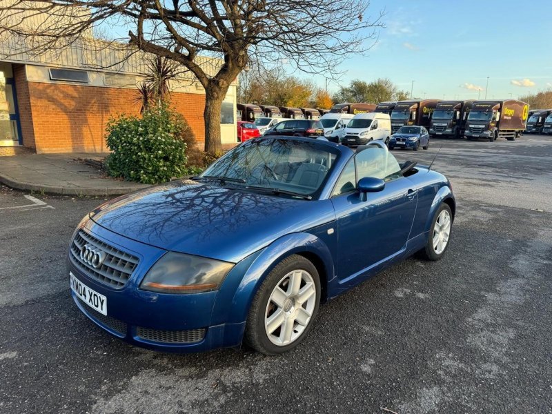 AUDI TT