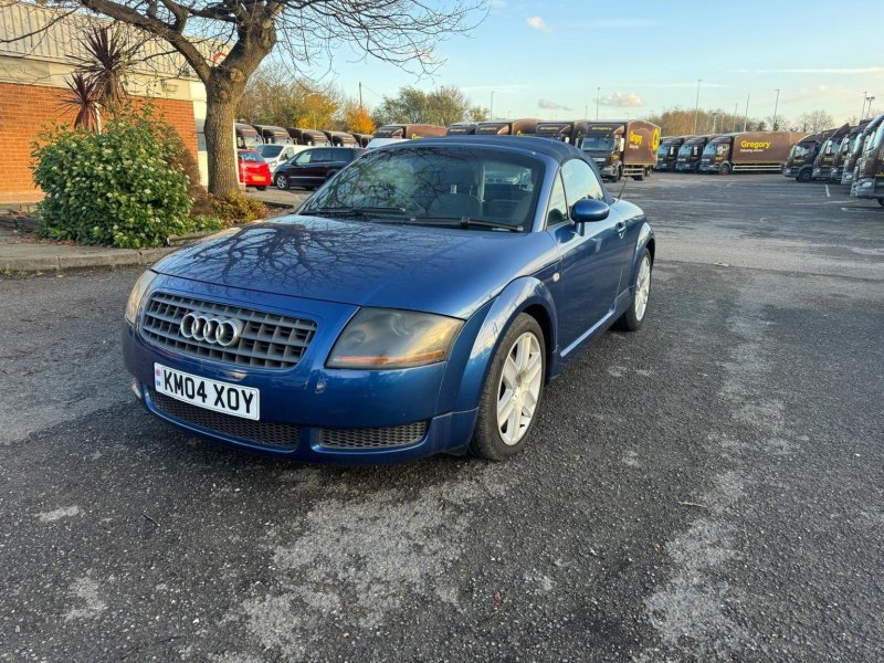 AUDI TT