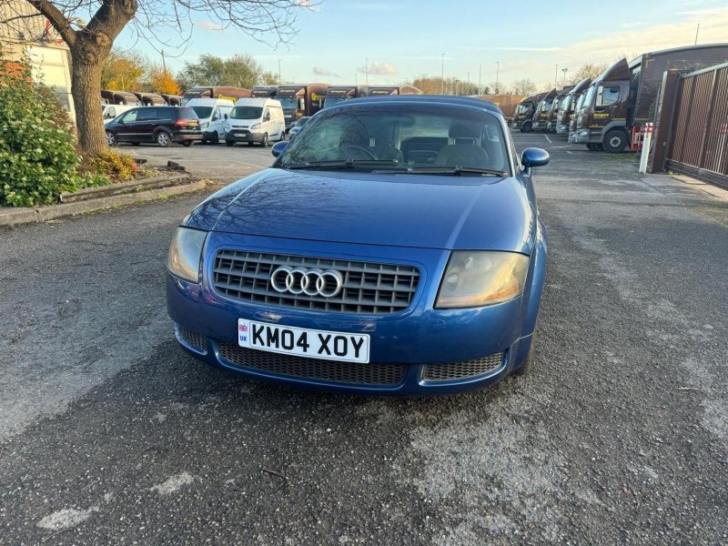 AUDI TT