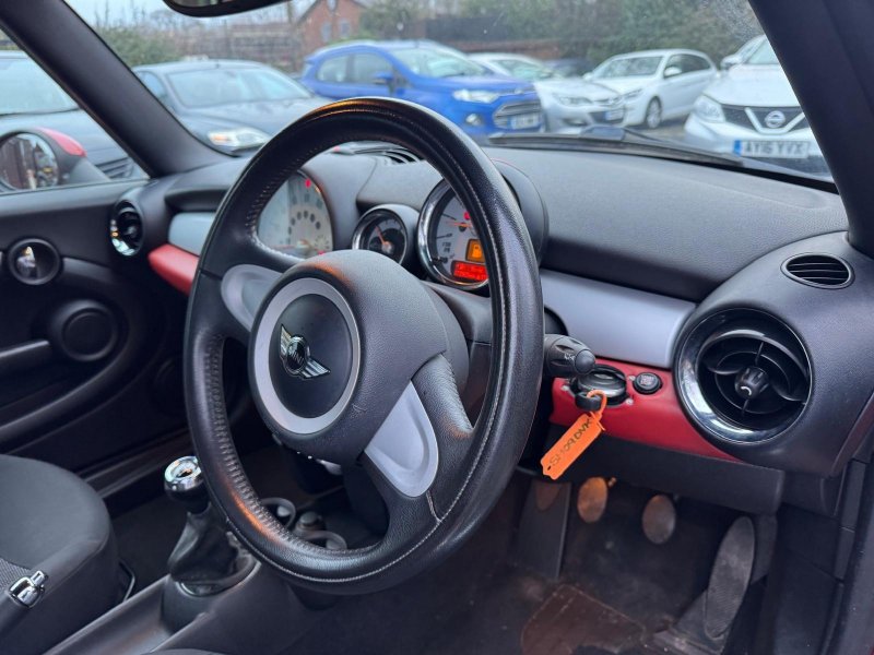 MINI CONVERTIBLE