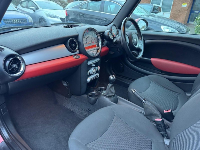 MINI CONVERTIBLE