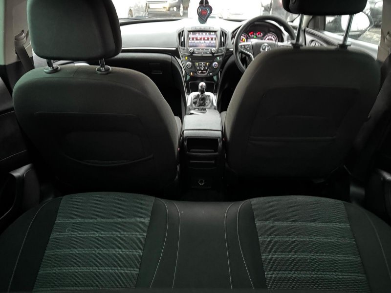 VAUXHALL INSIGNIA