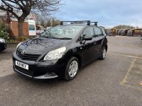 TOYOTA VERSO