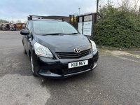 TOYOTA VERSO