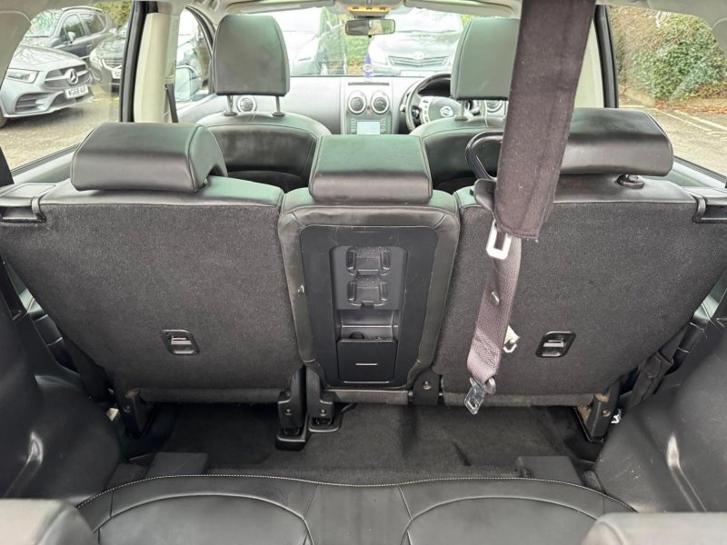 NISSAN QASHQAI+2