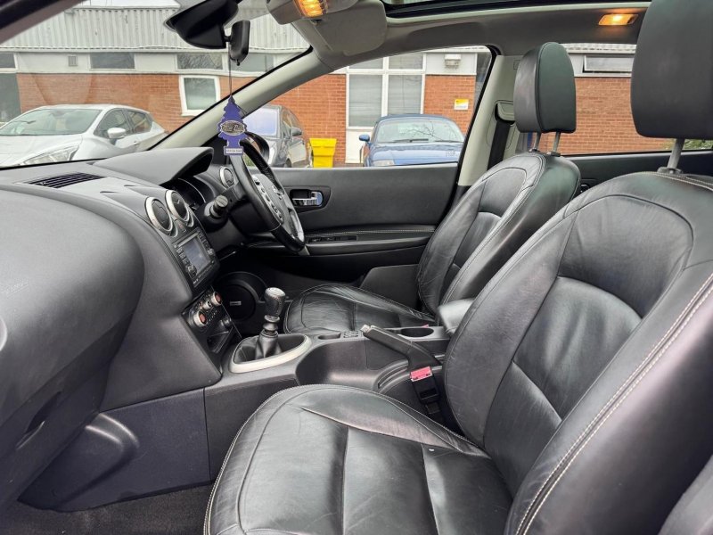 NISSAN QASHQAI+2