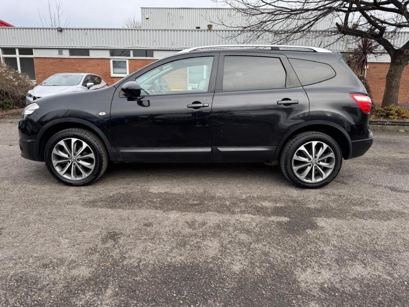 NISSAN QASHQAI+2