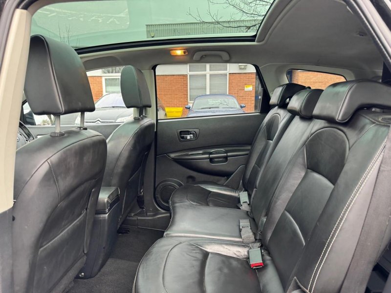 NISSAN QASHQAI+2