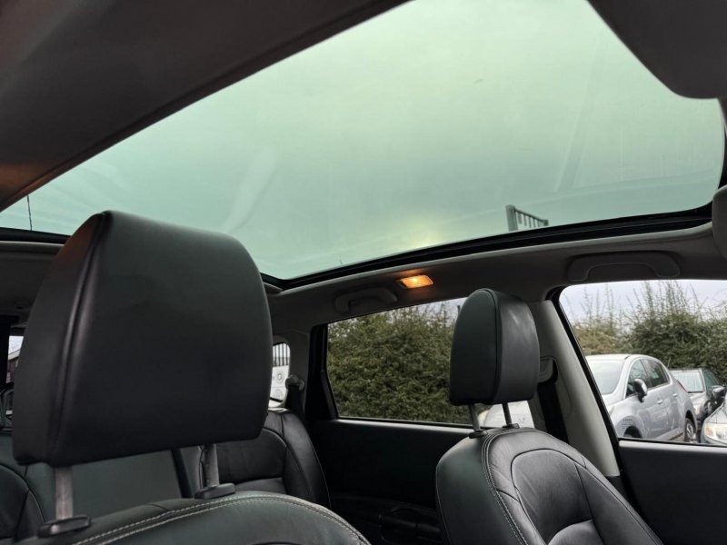 NISSAN QASHQAI+2