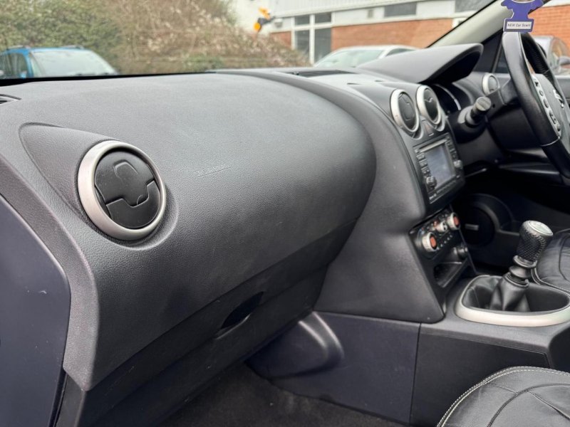 NISSAN QASHQAI+2